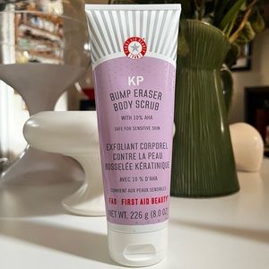 First Aid Beauty KP Bump Eraser Body Scrub 8oz. NWT